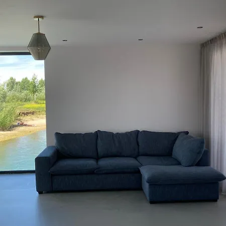 Homelent Villa